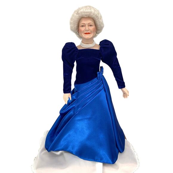 1991 Barbara Bush Danbury Mint America's First Ladies Collection Doll w/ Stand - Picture 1 of 7